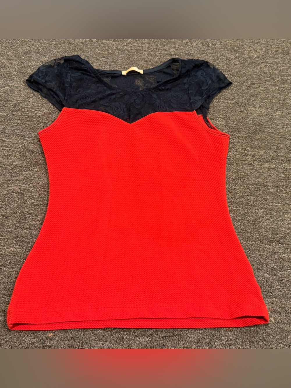 Sexy YMI Red and Black Lace Cap-Sleeve Junior Ladies M Top EUC!